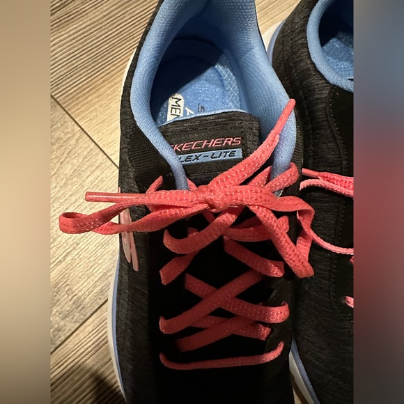 Women’s SKECHERS Flex Appeal Sneakers - Picture 11 of 13